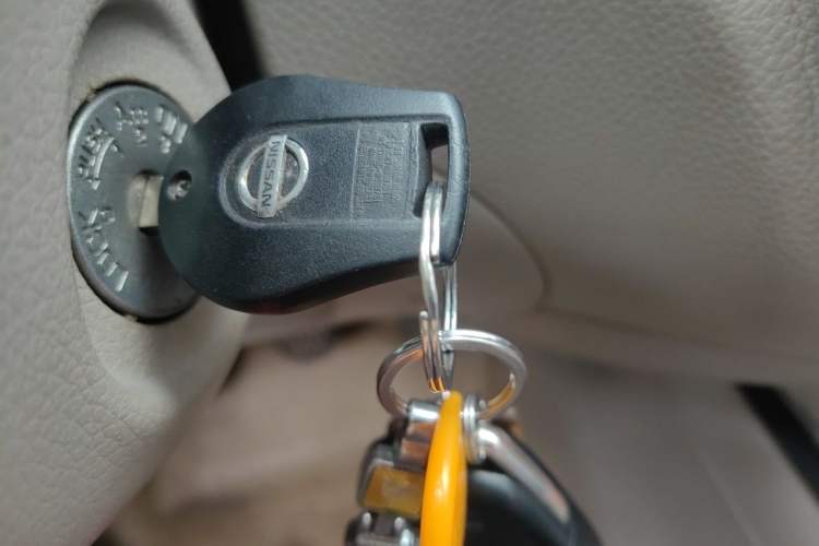 Used Nissan Tiida 2011 1.6L Manual Comfort Edition Vehicle Key