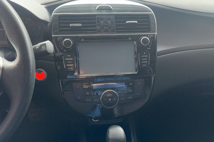 Used Nissan Tiida 2011 1.6L CVT Smart Version Audio And AC Panel