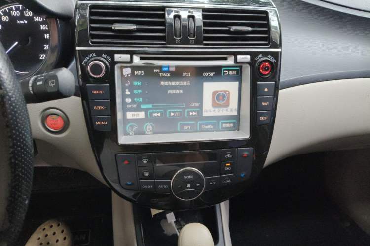 Used Nissan Tiida 2011 1.6L CVT Smart Version Audio And AC Panel
