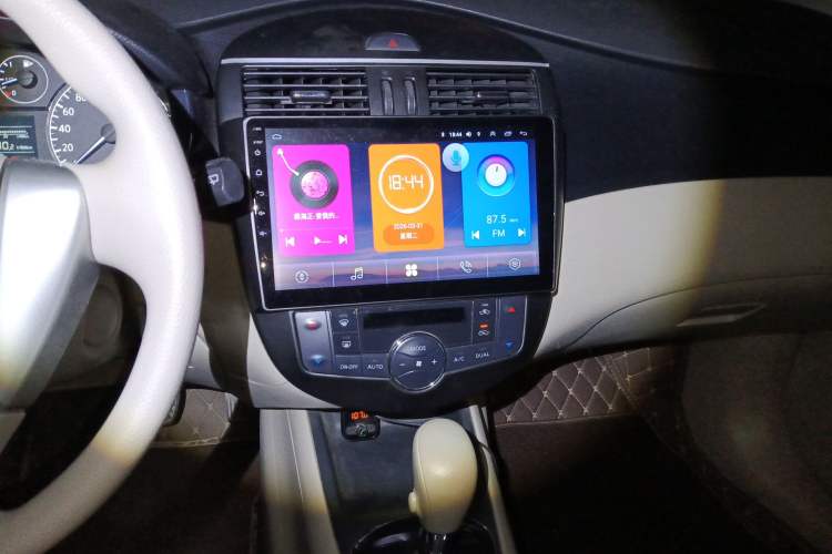 Used Nissan Tiida 2011 1.6L CVT Smart Version Audio And AC Panel