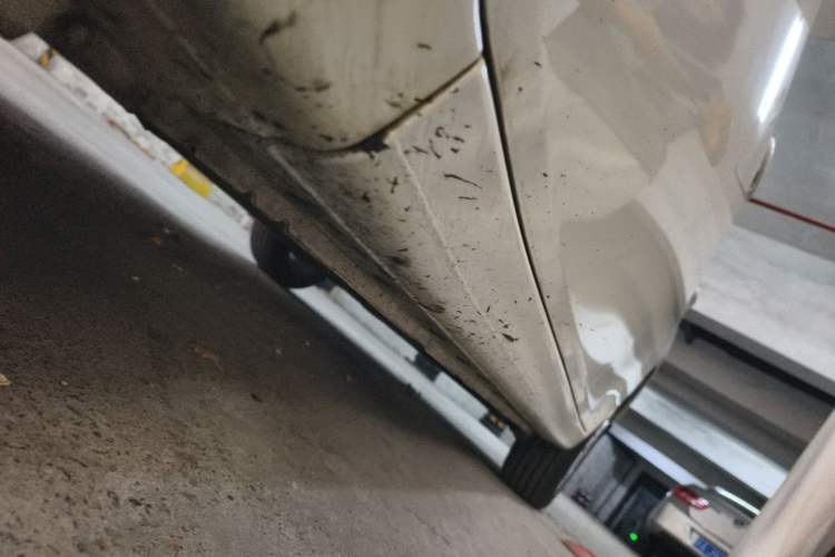 Used Nissan Tiida 2011 1.6L CVT Comfort Model Chassis Front Left
