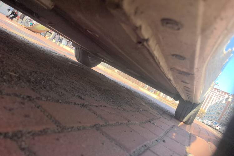 Used Nissan Tiida 2011 1.6L CVT Smart Version Chassis Front Left