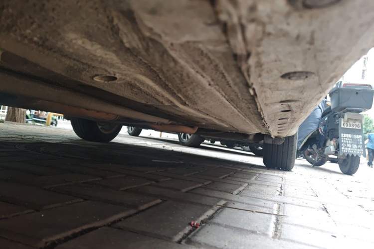 Used Nissan Tiida 2011 1.6L CVT Smart Version Chassis Front Left
