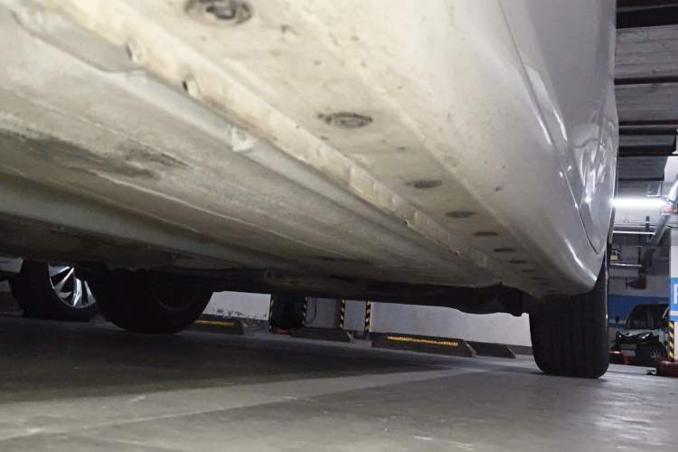 Used Nissan Tiida 2011 1.6L CVT Comfort Model Chassis Front Left