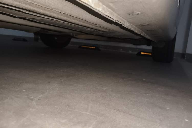 Used Nissan Tiida 2011 1.6L CVT Comfort Model Chassis Front Left