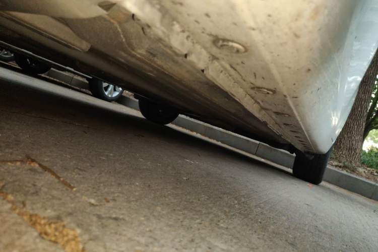 Used Nissan Tiida 2011 1.6L CVT Comfort Model Chassis Front Left