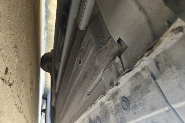 Used Nissan Tiida 2011 1.6L CVT Smart Version Chassis Front Left
