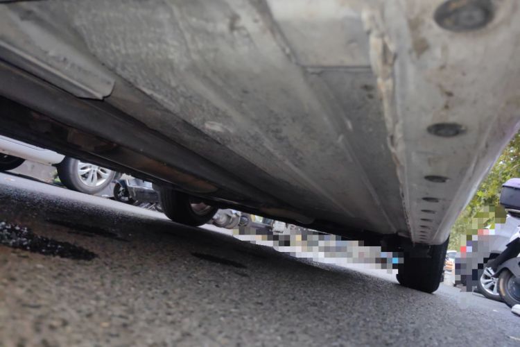 Used Nissan Tiida 2011 1.6L CVT Smart Version Chassis Front Left