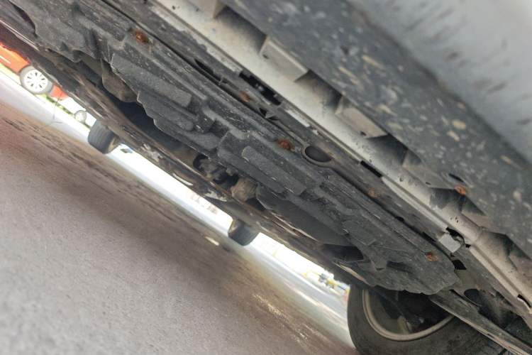 Used Nissan Tiida 2011 1.6L CVT Smart Version Chassis Front