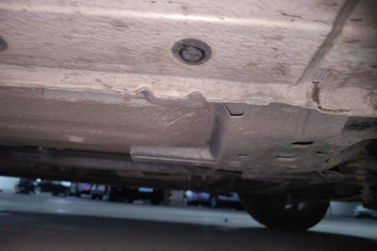 Used Nissan Tiida 2011 1.6L CVT Comfort Model Chassis Front Right