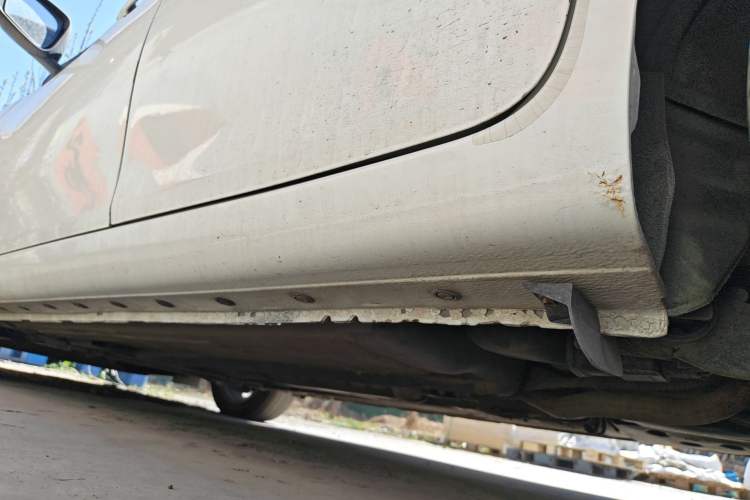 Used Nissan Tiida 2011 1.6L CVT Smart Version Chassis Rear Left