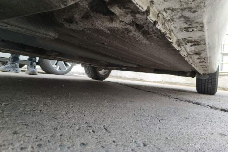 Used Nissan Tiida 2011 1.6L CVT Smart Version Chassis Rear Left