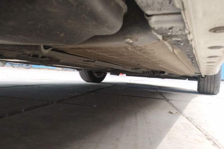 Used Nissan Tiida 2011 1.6L Manual Smart Version Chassis Rear Right