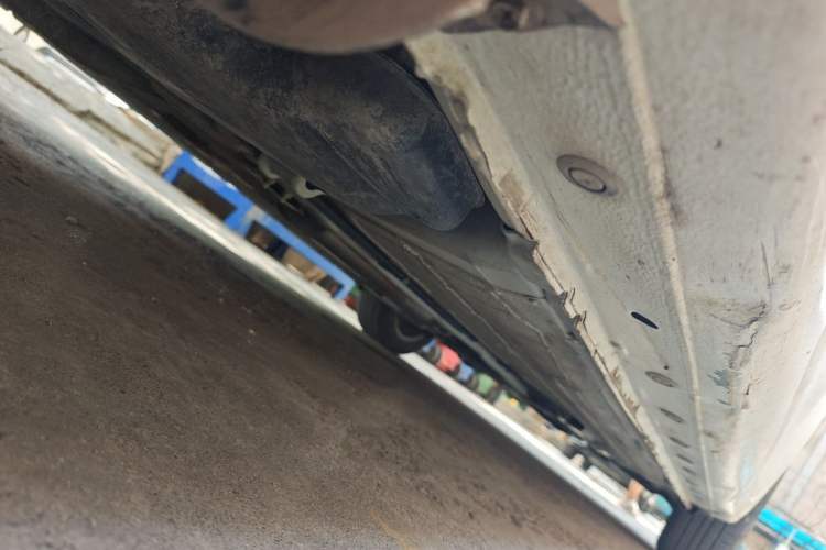 Used Nissan Tiida 2011 1.6L CVT Smart Version Chassis Rear Right