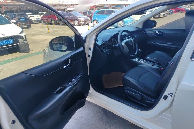 Used Nissan Tiida 2011 1.6L CVT Smart Version Driver Seat