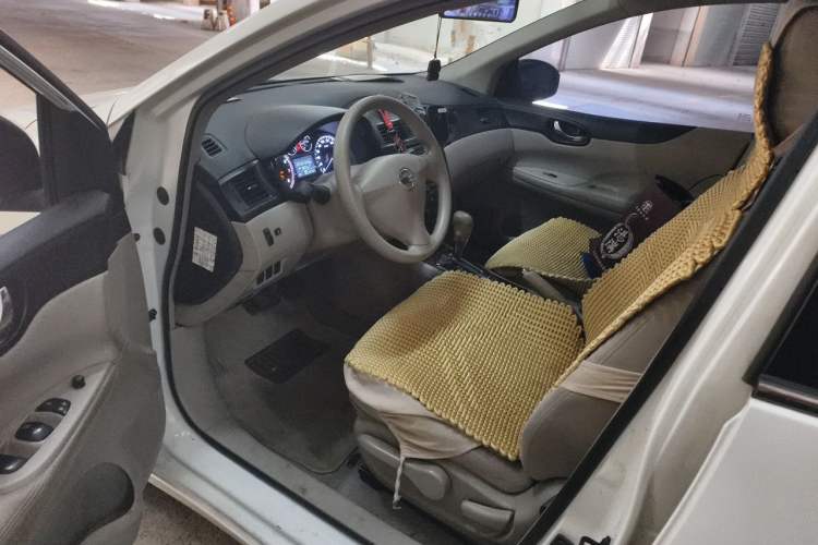 Used Nissan Tiida 2011 1.6L CVT Comfort Model Driver Seat