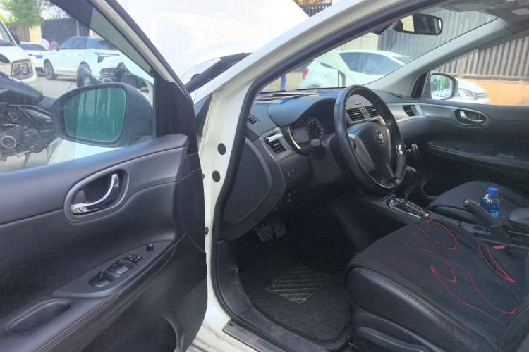 Used Nissan Tiida 2011 1.6T M-CVT Cool Edition Driver Seat