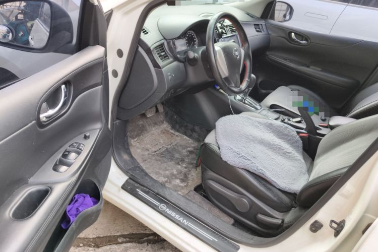 Used Nissan Tiida 2011 1.6L CVT Smart Version Driver Seat