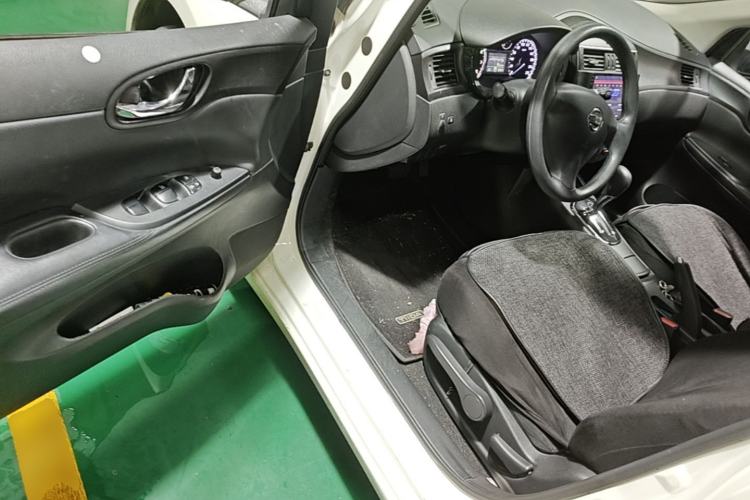 Used Nissan Tiida 2011 1.6L CVT Comfort Model Driver Seat
