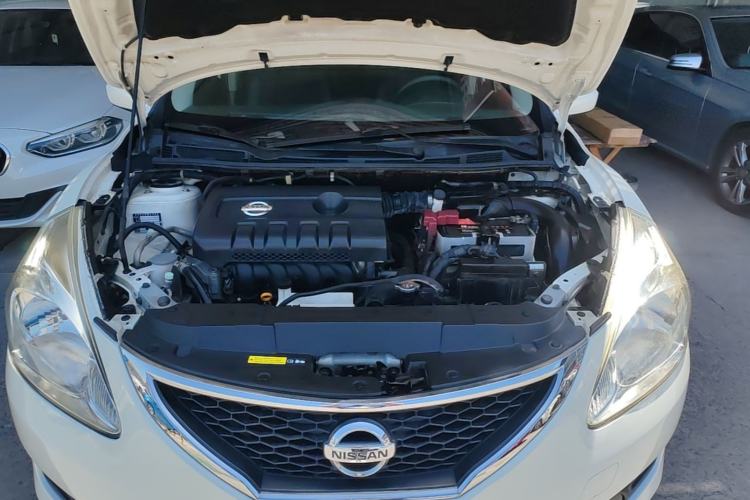 Used Nissan Tiida 2011 1.6L CVT Smart Version Engine Bay
