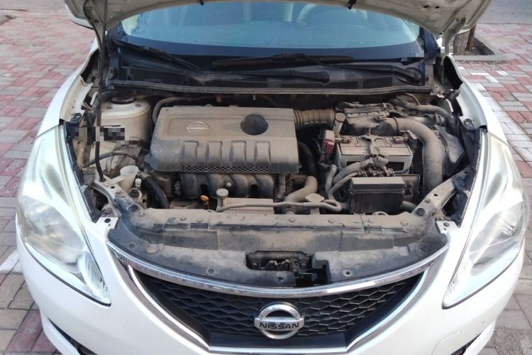 Used Nissan Tiida 2011 1.6L CVT Smart Version Engine Bay