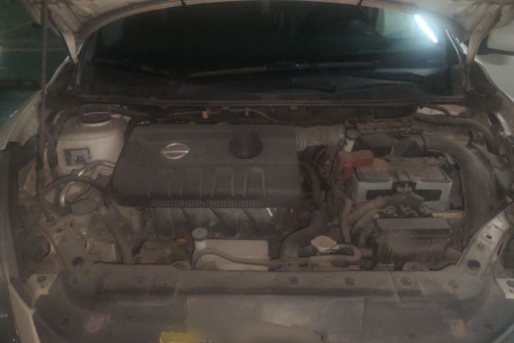 Used Nissan Tiida 2011 1.6L CVT Smart Version Engine Bay