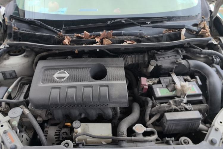 Used Nissan Tiida 2011 1.6L CVT Luxury Edition Engine Bay
