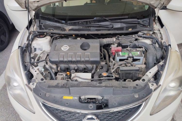 Used Nissan Tiida 2011 1.6L CVT Smart Version Engine Bay