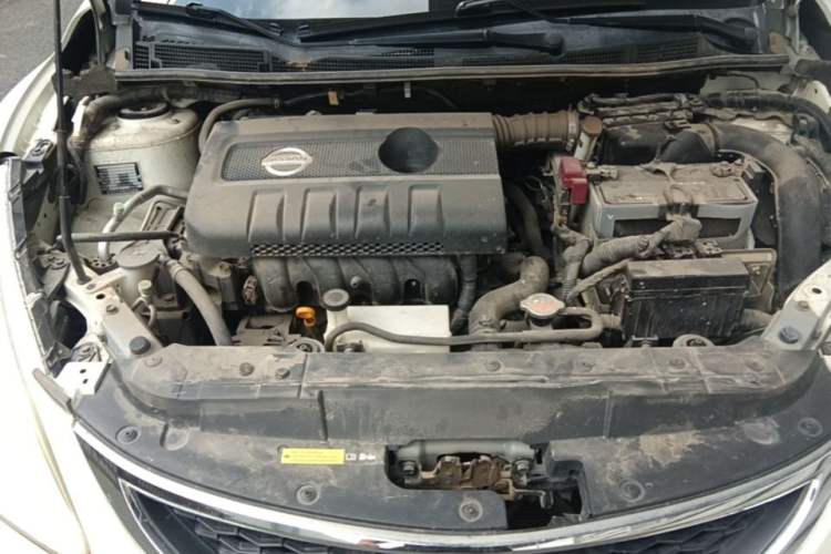 Used Nissan Tiida 2011 1.6L CVT Smart Version Engine Bay