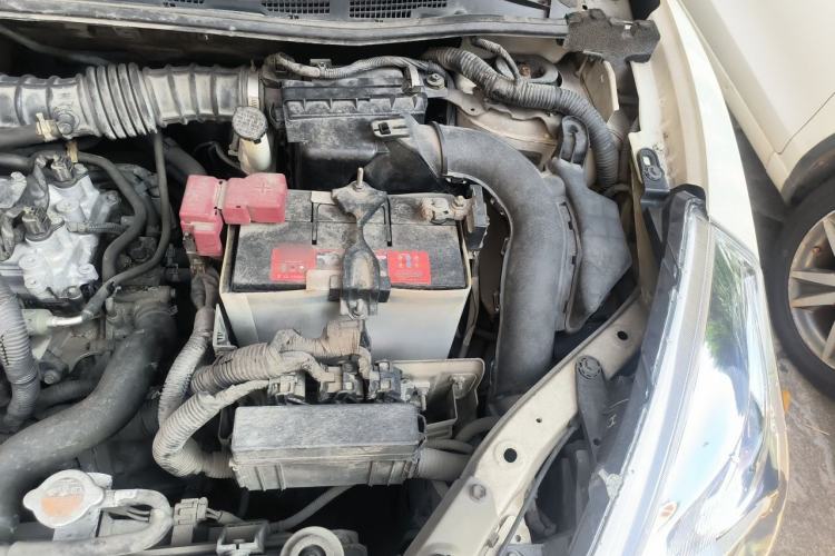 Used Nissan Tiida 2011 1.6L CVT Comfort Model Engine Bay Left