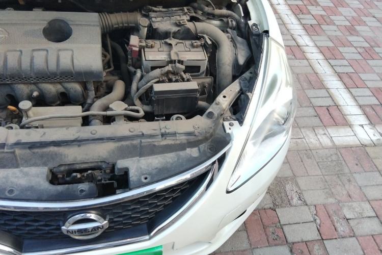 Used Nissan Tiida 2011 1.6L CVT Smart Version Engine Bay Left