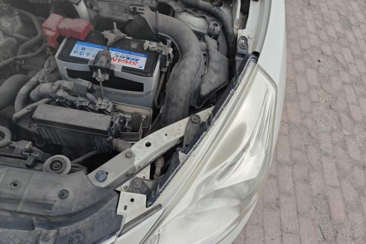 Used Nissan Tiida 2011 1.6L CVT Comfort Model Engine Bay Left