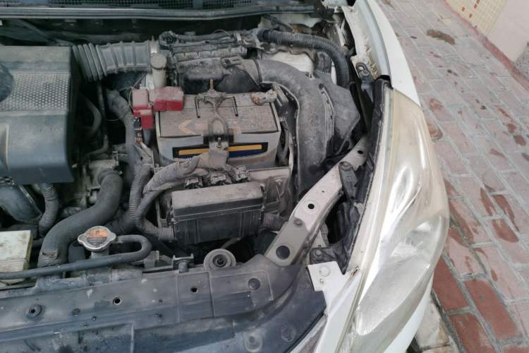 Used Nissan Tiida 2011 1.6L CVT Comfort Model Engine Bay Left