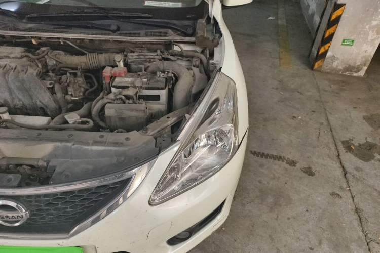 Used Nissan Tiida 2011 1.6L CVT Comfort Model Engine Bay Left