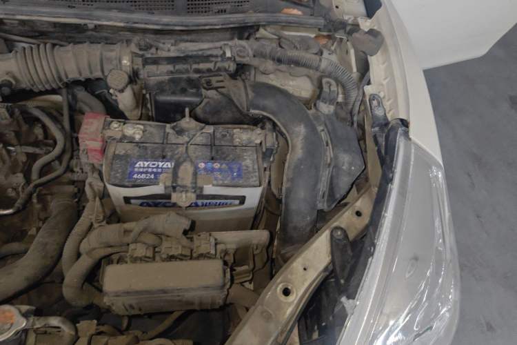 Used Nissan Tiida 2011 1.6L CVT Comfort Model Engine Bay Left