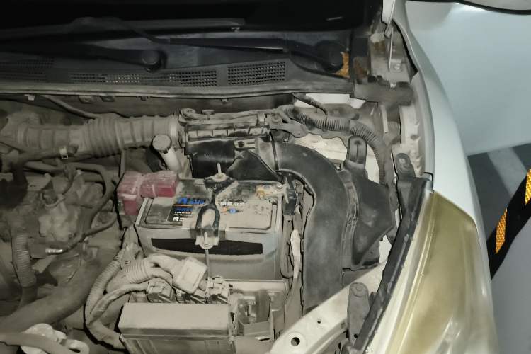 Used Nissan Tiida 2011 1.6L CVT Comfort Model Engine Bay Left