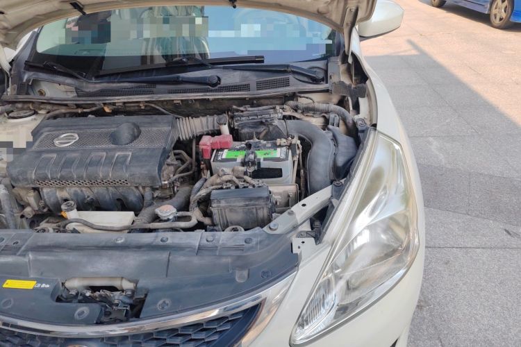 Used Nissan Tiida 2011 1.6L CVT Smart Version Engine Bay Left