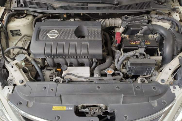 Used Nissan Tiida 2011 1.6L CVT Smart Version Engine Bay