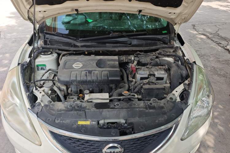 Used Nissan Tiida 2011 1.6L CVT Smart Version Engine Bay