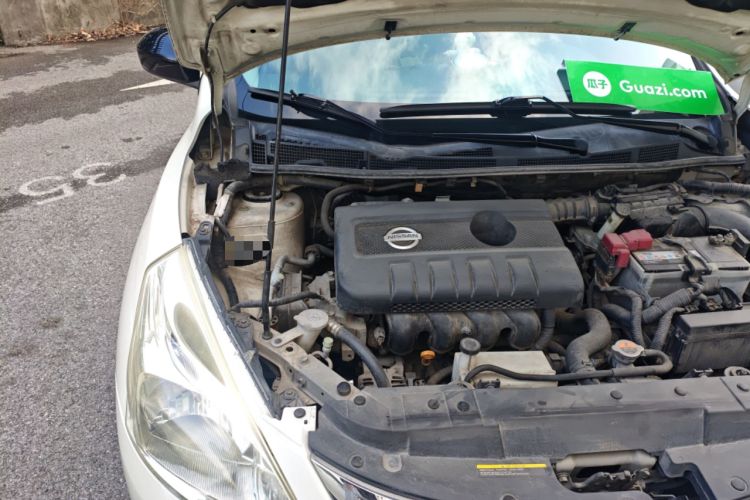Used Nissan Tiida 2011 1.6L CVT Comfort Model Engine Bay Right