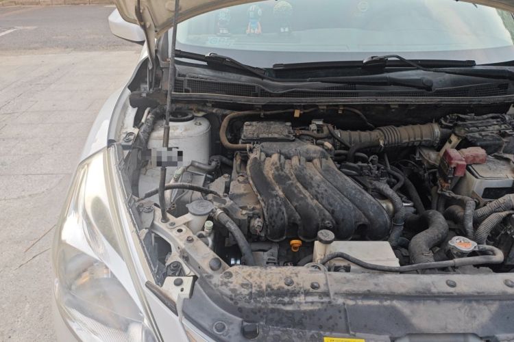 Used Nissan Tiida 2011 1.6L CVT Comfort Model Engine Bay Right
