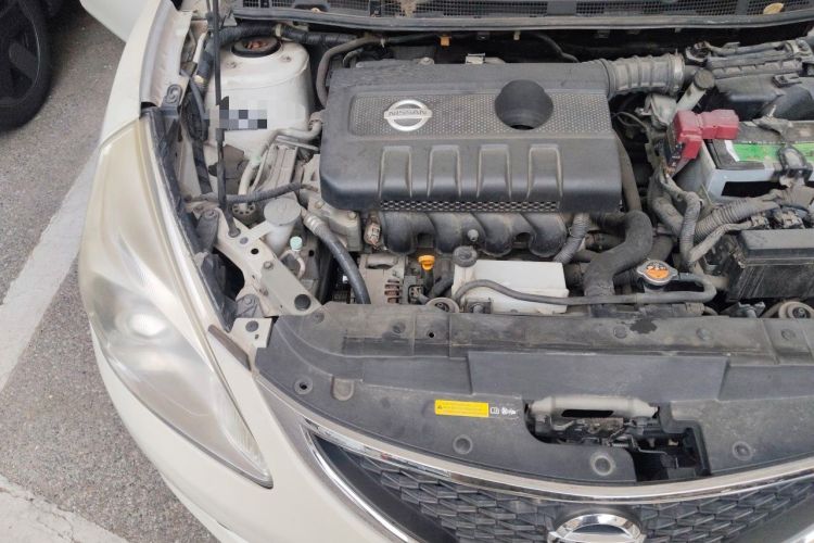 Used Nissan Tiida 2011 1.6L CVT Smart Version Engine Bay Right