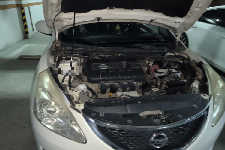 Used Nissan Tiida 2011 1.6L CVT Smart Version Engine Bay Right