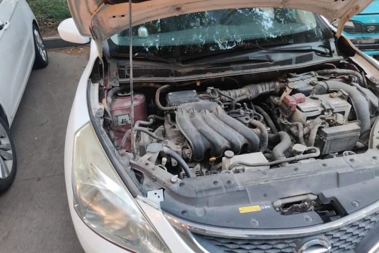 Used Nissan Tiida 2011 1.6L CVT Comfort Model Engine Bay Right