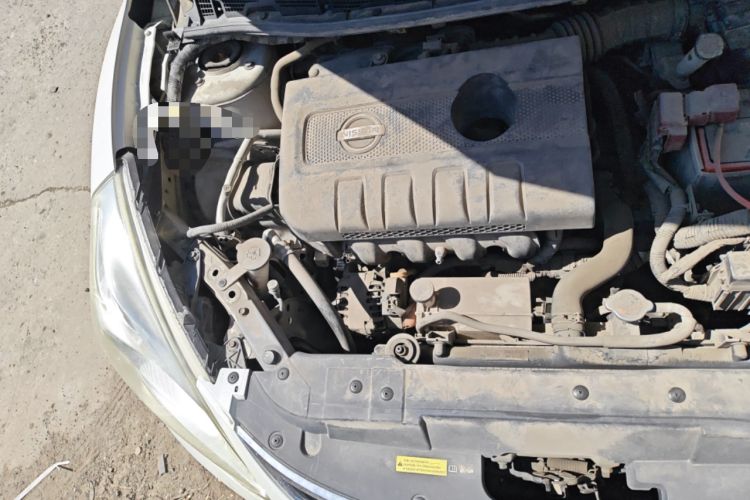 Used Nissan Tiida 2011 1.6L CVT Smart Version Engine Bay Right