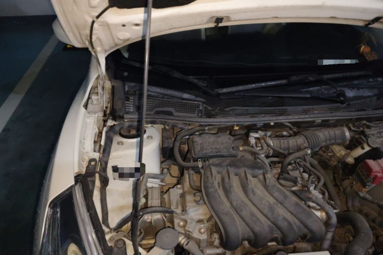 Used Nissan Tiida 2011 1.6L CVT Comfort Model Engine Bay Right