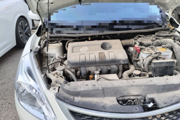 Used Nissan Tiida 2011 1.6L CVT Smart Version Engine Bay Right