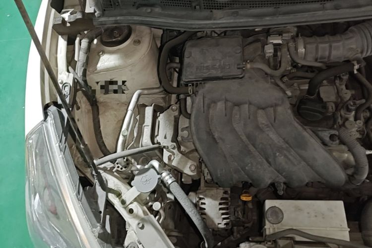 Used Nissan Tiida 2011 1.6L CVT Comfort Model Engine Bay Right