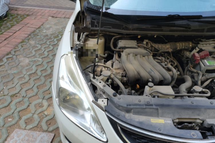 Used Nissan Tiida 2011 1.6L CVT Comfort Model Engine Bay Right