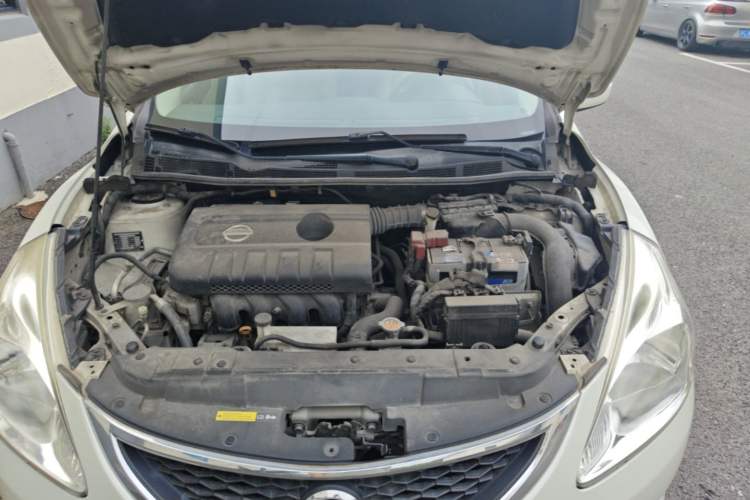 Used Nissan Tiida 2011 1.6L CVT Smart Version Engine Bay